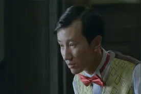 铁血：女兵给司令介绍对象，怎料司令：我看上你了，女兵害羞了视频封面