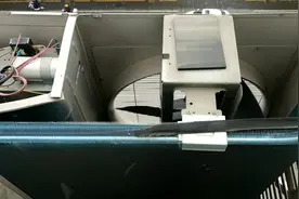 空调外机漏水是怎么回事，头一次接到这种活，看下怎么处理视频封面