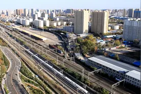 高铁、动车组、高速列车，这些和高速铁路有关的概念你怎样理解？视频封面