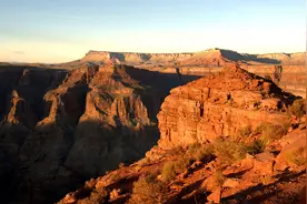 新婚夫妻蜜月游峡谷，没想到成了绝望之旅，6分钟看完大峡谷视频封面
