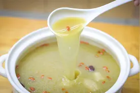 火锅店吊的菌菇汤，为什么好喝，学会厨师长的做法，不用去饭店