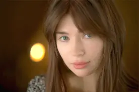 乌克兰美女小姐姐Anna Ralphs视频封面