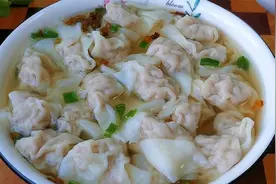 福建人特爱吃的沙县扁肉，原来这样做才好吃，皮薄馅大天天吃不够视频封面