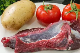 牛肉加1个土豆2个番茄，这样做一锅真开胃，营养好吃，汁都吃不剩视频封面