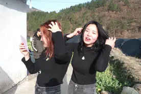 第一次自己染发，本想染黄色，可中途失误，染成了让人笑喷的颜色视频封面