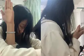 大学室友上课睡着了！女孩为“督促”学习代替举手，结果爆笑了视频封面