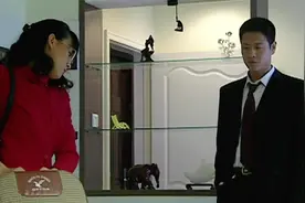 血色浪漫：晓白跟前男友赌气，嫁给了他的好兄弟，不料当晚就分居视频封面