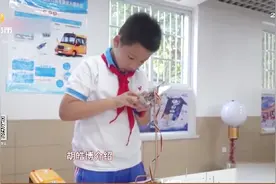 为避免校车困人酿惨剧，11岁小学生发明“神器”，获广泛肯定