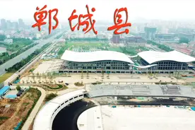 航拍郸城县，19年高考43人考入清华北大，位居全国县级高中第一视频封面