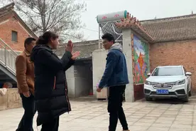 晨晨男朋友准备特别情人节礼物，不光有大红包，还精心学了小惊喜视频封面