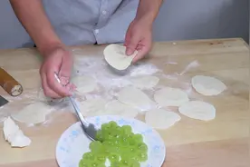 葡萄新吃法，第一次见葡萄还可以这样吃，酸酸甜甜，味道超赞！