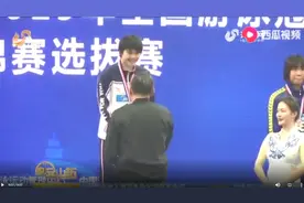 全国游泳冠军赛：14岁山东姑娘王一淳夺冠，自信微笑展示实力视频封面