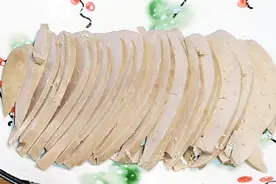 煮羊肝有讲究，这样做细腻不膻，好吃美味养眼睛#吃货成长计划