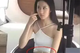 有种胖叫刘亦菲的肚子，露出白花花的肥肉，女生讨厌却成男生最爱视频封面