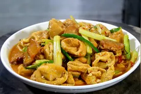 油豆腐这样做才叫香，简单易做，入味下饭又解馋，连汤汁都泡饭了视频封面