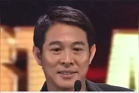 让好莱坞八大集团董事长“下跪”，20年前片酬8000万，李连杰凭啥