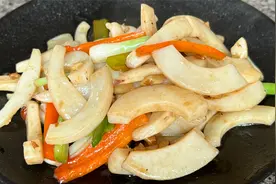 沙姜生炒墨鱼，脆嫩爽口，鲜香美味，做法简单又好吃视频封面