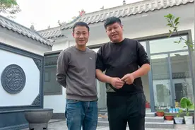自建中式小院！兄弟助力室内迎来大突破！三合院落成又跨进一大步视频封面