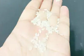 买大米时，这6种米不要买，家里有也别吃了，都看看吧视频封面