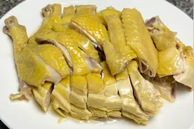 咸香鸡的做法，鲜香开胃，肉嫩多汁，在家自己做味道不比外面的差视频封面
