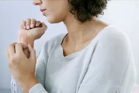 牛皮癣反复发作，用什么药物见效最快？药师：要注意这几个方面视频封面