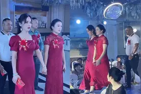 丈母娘太年轻在婚礼上被认成新娘，身材颜值惊艳全场：像20岁少女视频封面