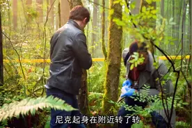 少女独自在森林生活九年，狼叔发现她以后，追到少女的家视频封面