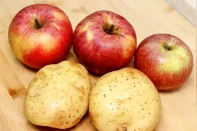 3个苹果搭配2个土豆，分享好吃新做法，软糯香甜，家人超爱吃