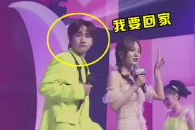 当网红与专业歌手同台，一开口就是车祸现场，汪苏泷：让我回家视频封面