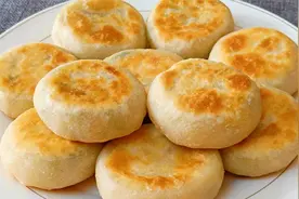 冬天多吃萝卜，做成馅饼，不放鸡蛋不放肉，出锅比肉馅的还好吃