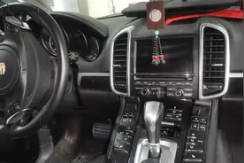 卡宴加速时副驾驶有流水的声音，原来是天窗排水管堵了导致的问题视频封面