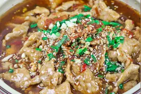 这才是“水煮肉片”的正确做法，大厨详细讲解，不等看完就饿了