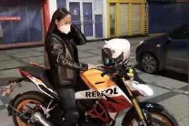 五羊本田cb190r暴风眼摩托车GP版花 座高770 女生都可以轻松驾驭视频封面