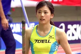 最“纯”的日本田径女神！比赛失误的尴尬瞬间被抓拍，不好意思看视频封面