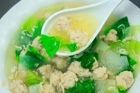 厨师长的冬瓜肉圆汤，好吃清淡不油腻，适合老人喝视频封面