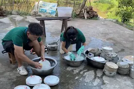 国庆回婆家了，花了7个小时把家里收拾得干净整齐视频封面