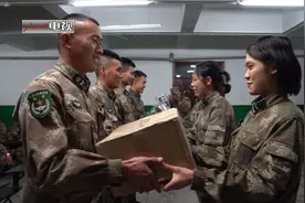 风雪边关路 汽车女兵泪别喀喇昆仑！