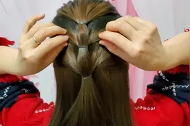 四根小皮筋简单一绑就可以出门了，头发不凌乱还有层次，很实用