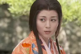 日影：父亲让女儿浓姬杀死她丈夫织田信长，她却辅佐丈夫灭了娘家视频封面