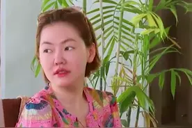 大S：我一直比你漂亮有啥可比，小s气得要哭！小S说不过的明星们视频封面