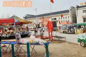 大衣哥村庄，500万建造大舞台，看看至今有啥用视频封面