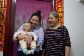 农村夏天蚊虫太多，曾姨花200多元装了三张隐形门，便宜又实用视频封面