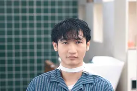 男生自然卷又乱又卷，拉直做这款发型帅气好打理