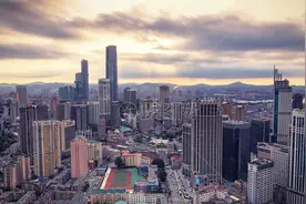 为什么说经济的发展决定国家上限，东北的发展决定国家发展下限？视频封面