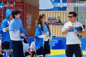 郑恺被分到00后队，baby李晨沙溢表示不服，知道原因后心被伤视频封面