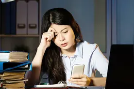 长期12点才睡觉，可能有3种后果会找上你，现在重视还不晚视频封面
