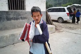 他三兄弟都没有娶老婆，还偷别人的谷米去赌钱，结果被父亲鞭打视频封面