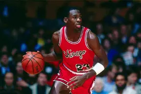 【选秀回顾】探花秀之乔丹 初露锋芒！乔丹新秀赛季高光合集