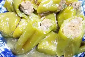 湖南特色菜：泥鳅辣椒新做法，风味独特开胃下饭，大人小孩都喜欢