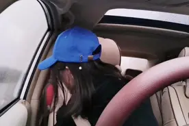 妈妈咆哮训话2分钟，4岁宝宝只用1秒就击倒妈妈，这是什么神反转